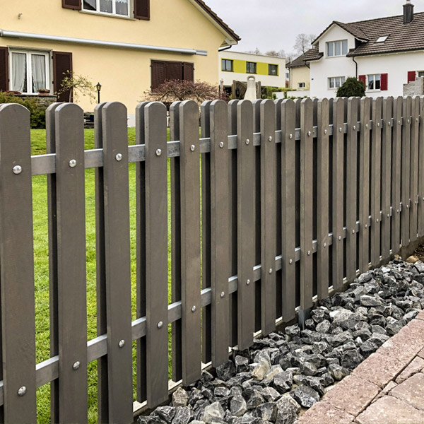 Staketenzaun